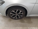  Volkswagen  Passat VOLKSWAGEN  / 2019 / 5P / STATION WAGON VAR. 2.0 TDI SCR EVO 110KW EXECUTIVE DSG #62