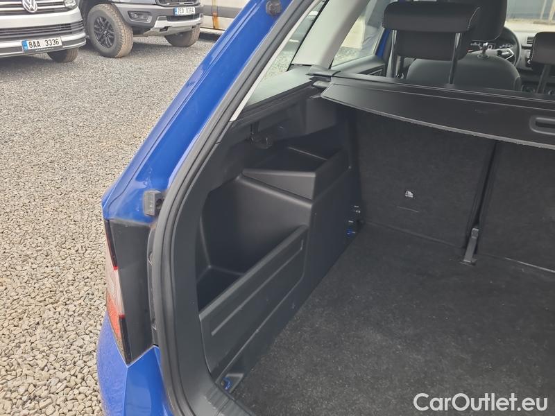  Skoda  Fabia  Combi (2015) Com.1.0TSI 70 Ambition 5d #27