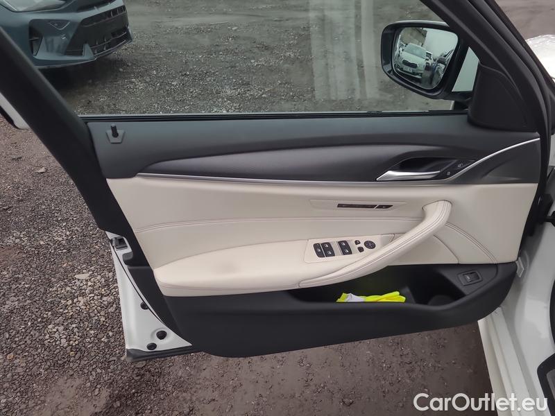  Bmw  Serie 5  Lim. (G30)  (2016->) 540i xDrive AT #7