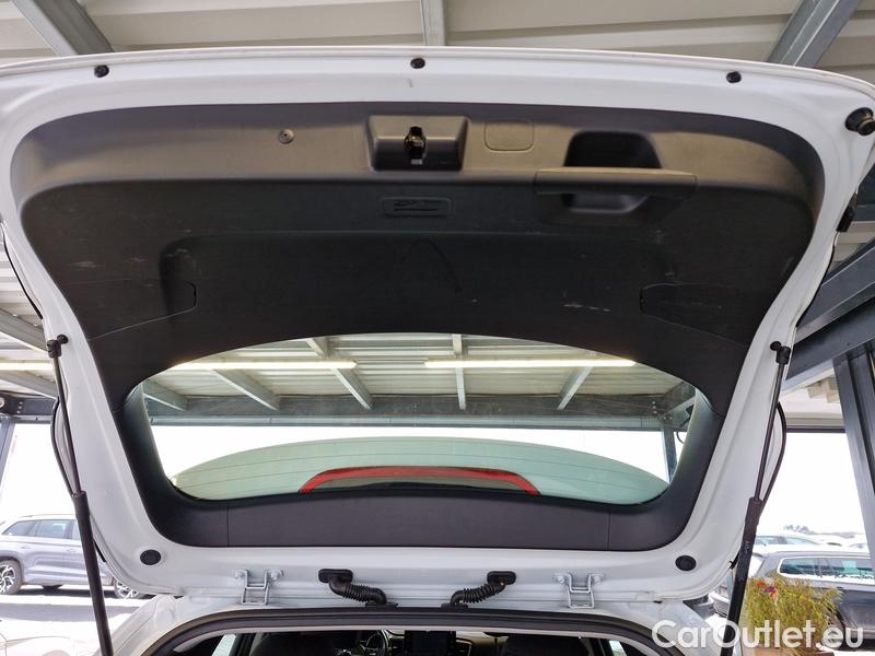  KIA  Cee'd Ceed  (CD) (2018->) Ceed SW 1.0T-GDI 74 Spin 5d #11