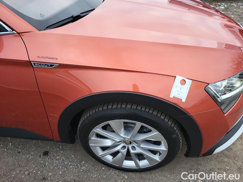  Skoda  Superb  Combi (3V5)(2015) Su.c.2.0TDI 147 Scout 4x4 Aut #9