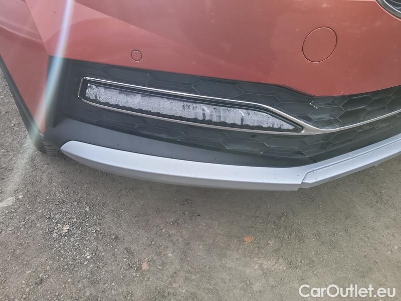  Skoda  Superb  Combi (3V5)(2015) Su.c.2.0TDI 147 Scout 4x4 Aut #2