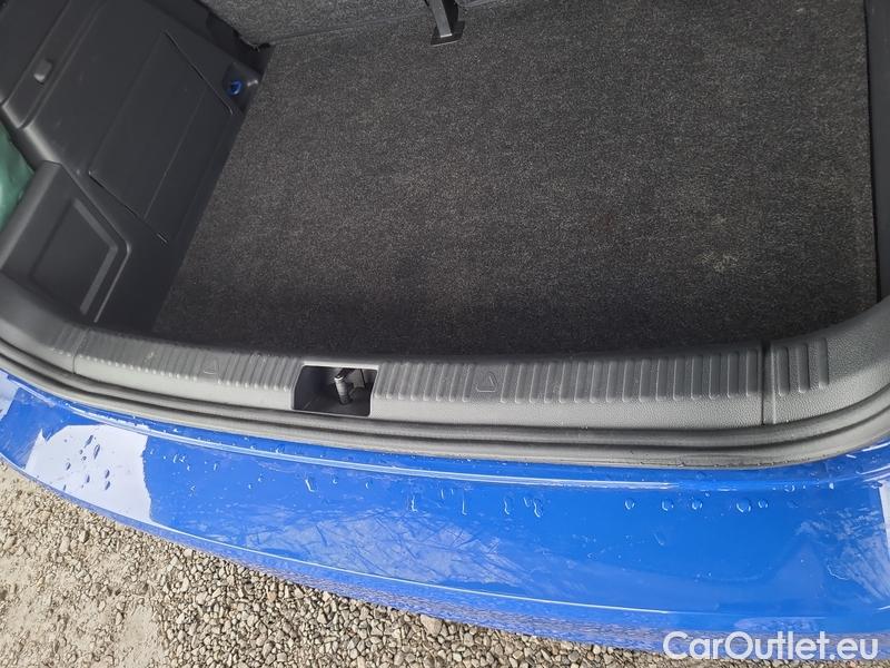  Skoda  Fabia  3 (2015)  1.0TSI 70 Active #12