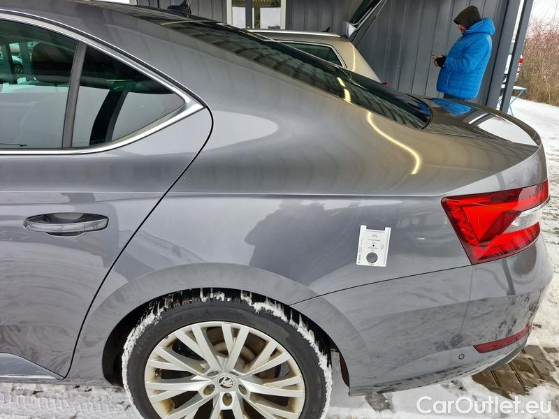  Skoda  Superb  Combi (3T5)(2010) Supe.FL2.0TDI 110 L&K AT #10