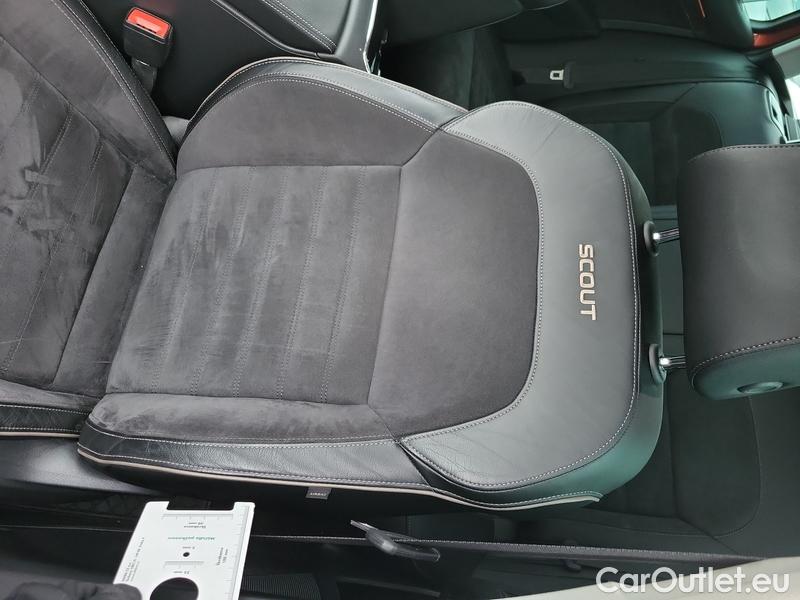  Skoda  Superb  Combi (3V5)(2015) Su.c.2.0TDI 147 Scout 4x4 Aut #18