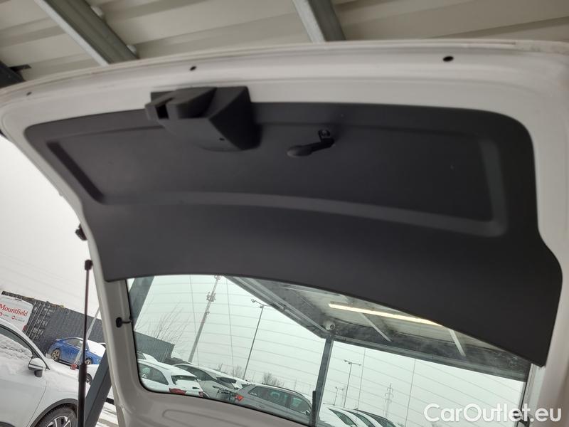  Skoda  Fabia  Combi (2015)  Com.1.0TSI 70 Style #17