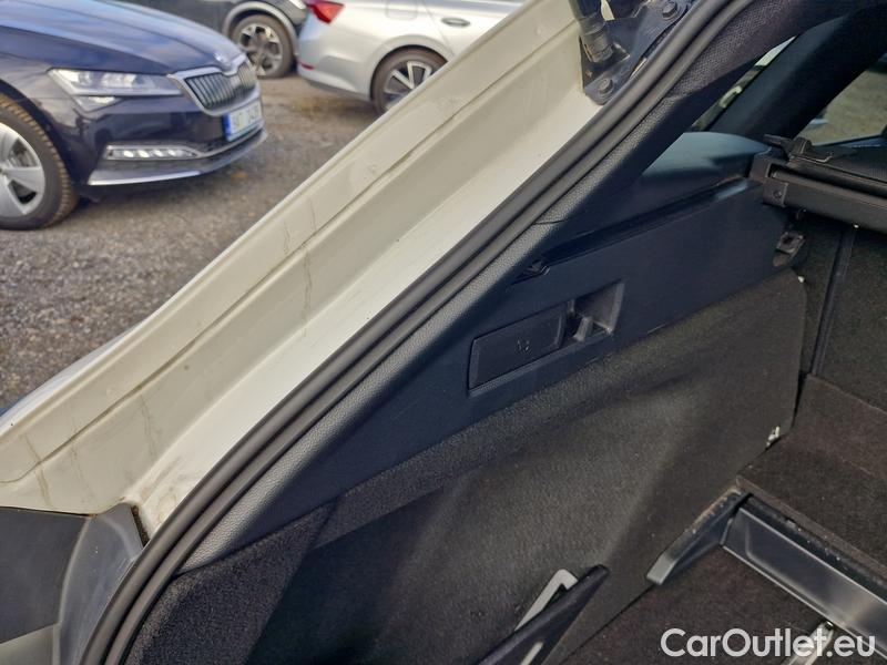  Toyota  Corolla  TouringSports (E21) (2019)  TS 2.0Hyb.GR Sport AT #19