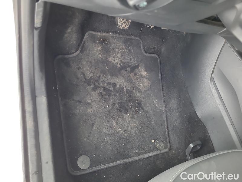  Skoda  Fabia  Combi (2015)  Com.1.0TSI 70 Style #4