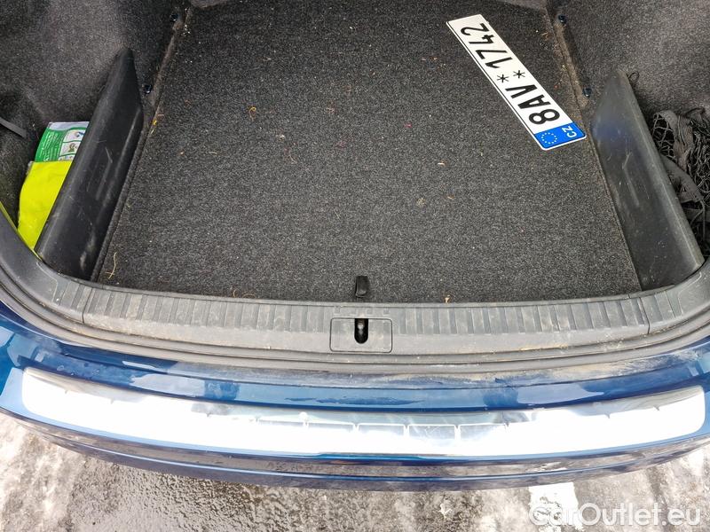  Skoda  Octavia  Combi (NX3)(2020) Oct.Combi 1.0TSI 81 Style #3