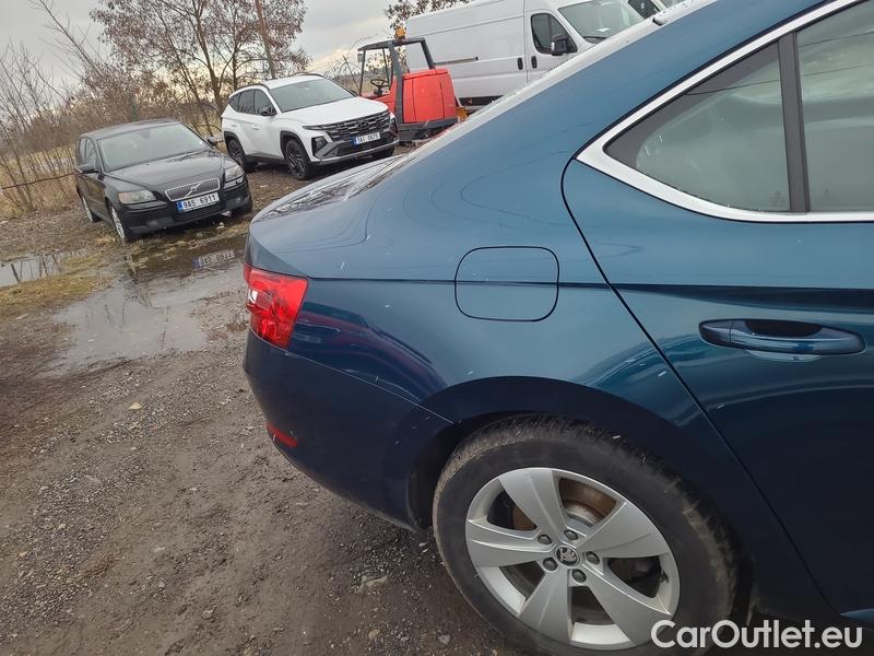  Skoda  Superb  2 (2008) Supe.FL2.0TDI 110 Ambition AT #19