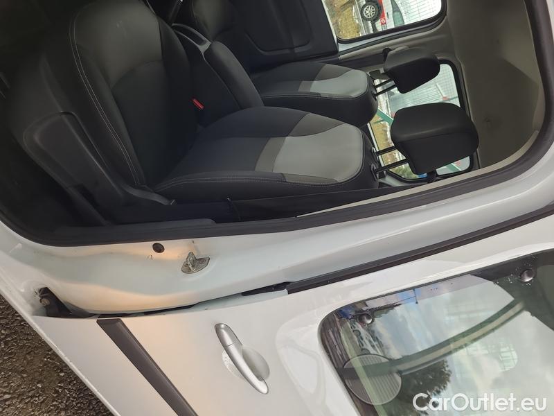  Renault  Kangoo  2 (2008)  1.5BdCi 95 Zen 5d #14