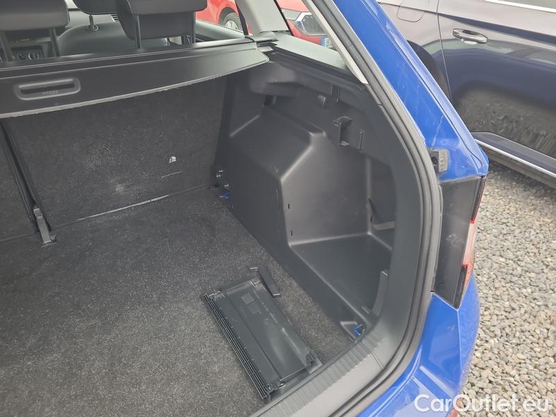  Skoda  Fabia  Combi (2015) Com.1.0TSI 70 Ambition 5d #26