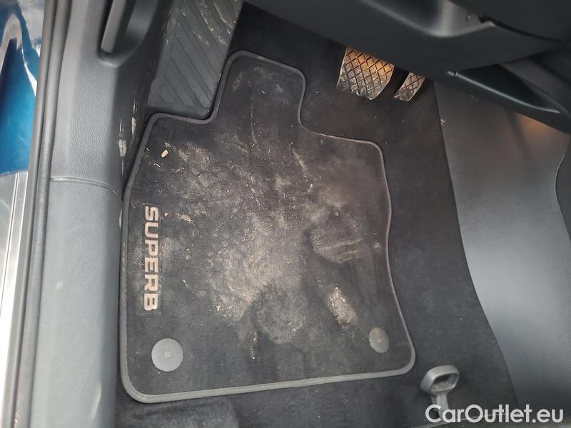  Skoda  Superb  2 (2008) Supe.FL2.0TDI 110 Ambition AT #15