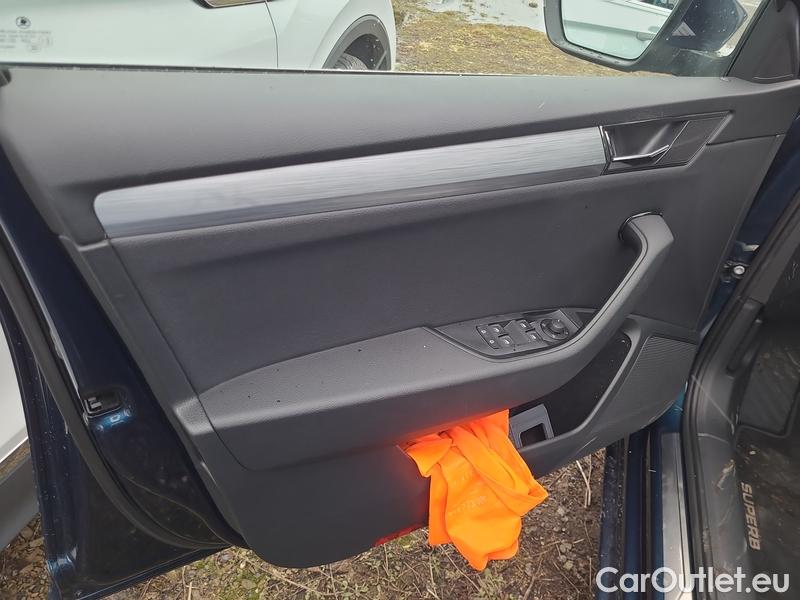  Skoda  Superb  2 (2008) Supe.FL2.0TDI 110 Ambition AT #20