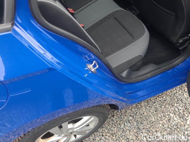  Skoda  Fabia  Combi (2015) Com.1.0TSI 70 Ambition 5d #36