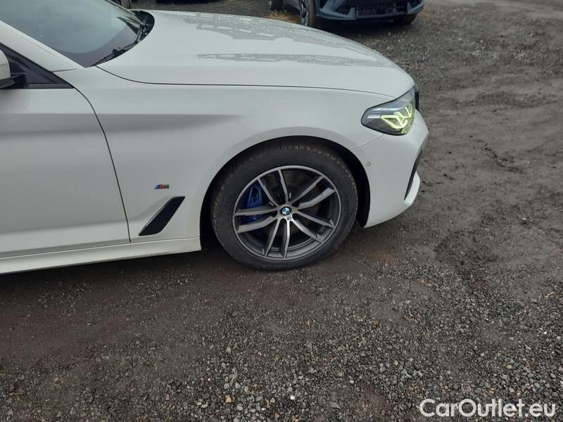  Bmw  Serie 5  Lim. (G30)  (2016->) 540i xDrive AT #11