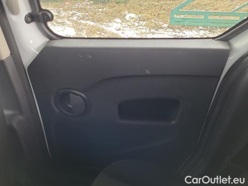  Renault  Kangoo  2 (2008)  1.5BdCi 95 Zen 5d #20