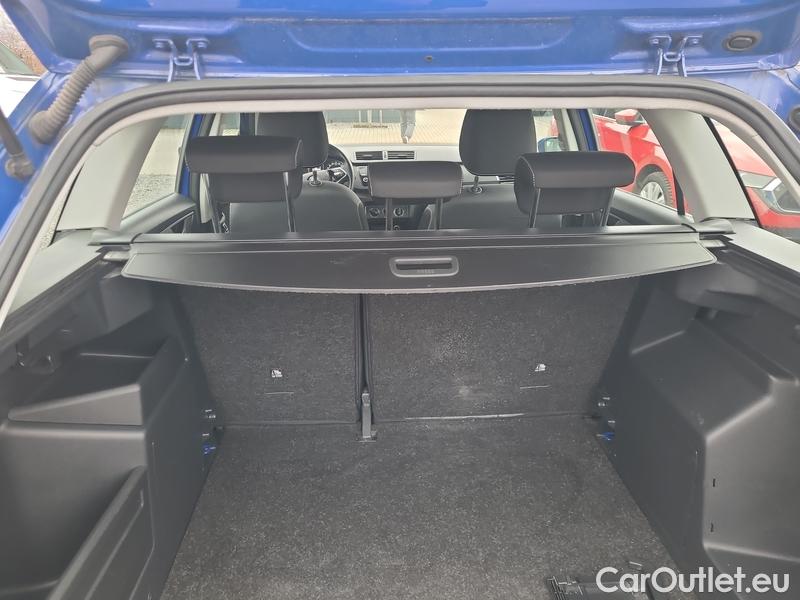  Skoda  Fabia  Combi (2015) Com.1.0TSI 70 Ambition 5d #28