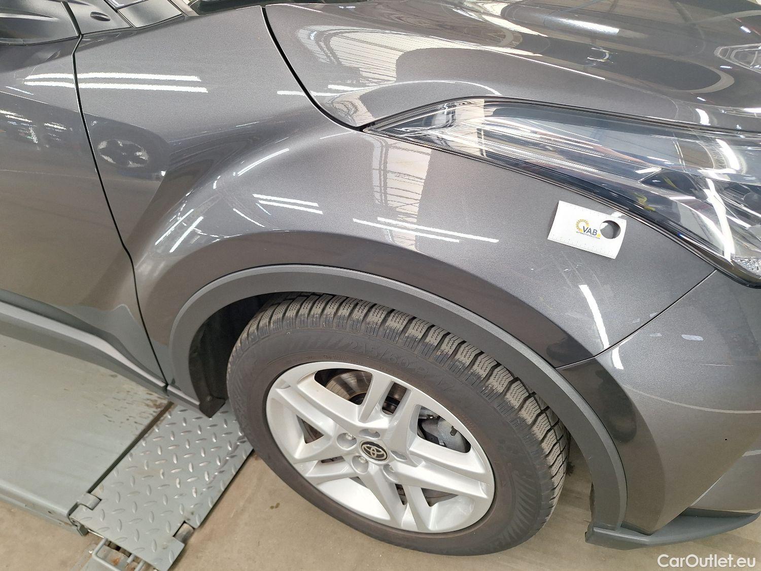  Toyota  C-HR Toyota,  '16, Toyota  1.8 VVT i-Hybrid C-Enter E-CVT 5d #1