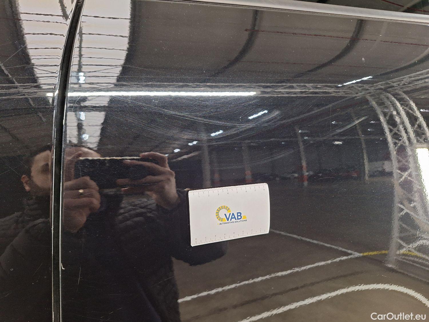  Volvo  XC 40 Volvo, XC40 '17, Volvo XC40 T3 Geartronic Momentum Pro 5d #24