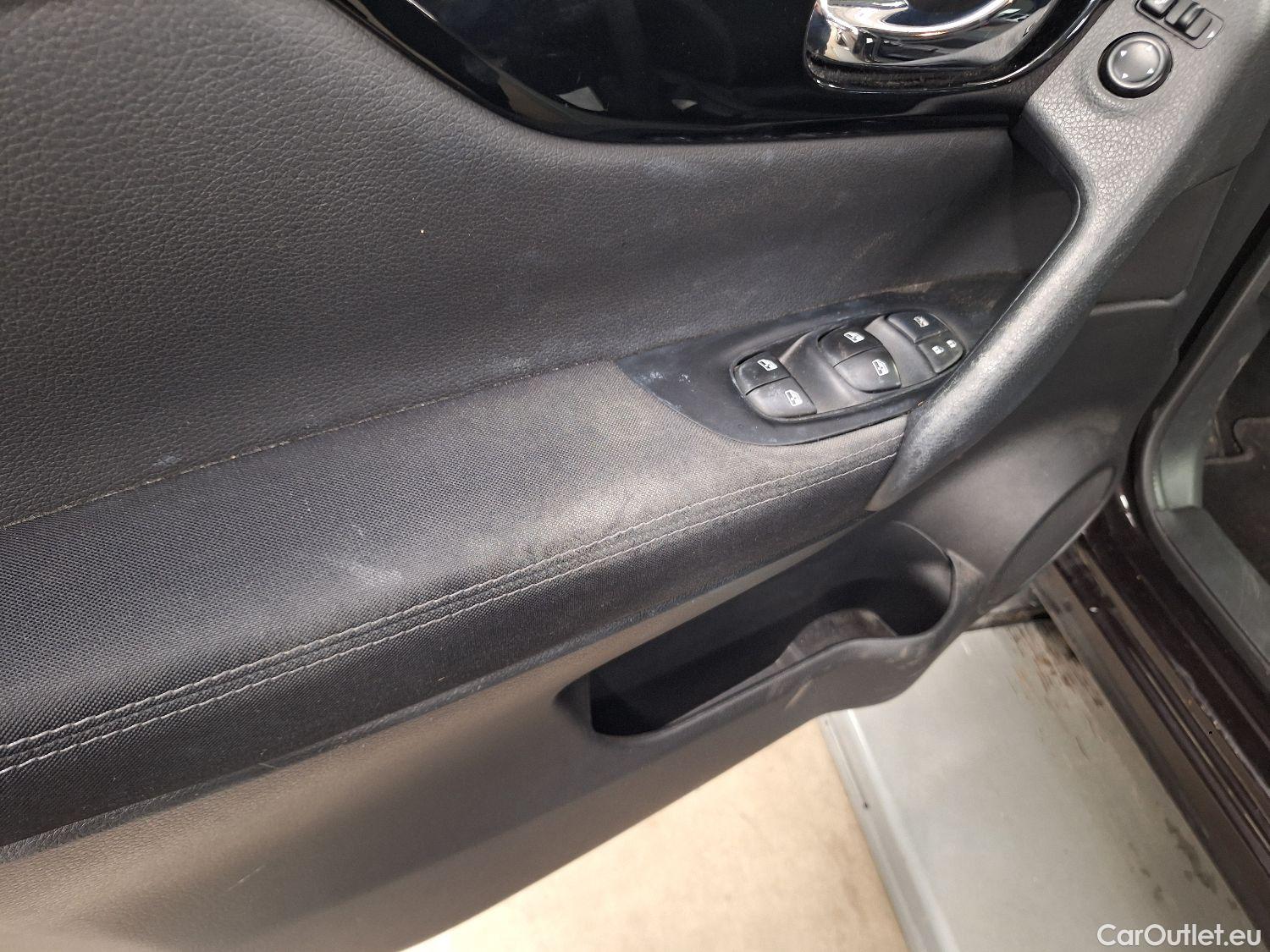  Nissan  Qashqai Nissan,  '17, Nissan  DIG-T 160 EVAPO DCT N-Connecta 5d #52