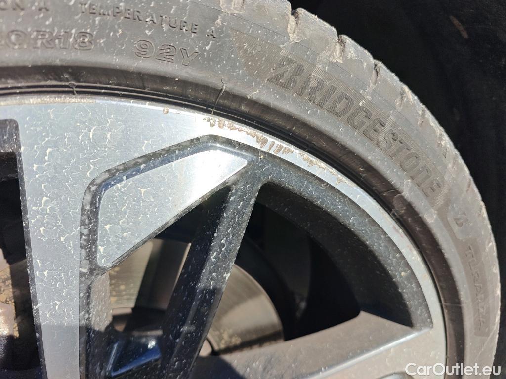  Audi  A3 AUDI  / 2016 / 5P / berlina con portón Sportback ALL-IN edion 30 TDI 85kW(SP) #10