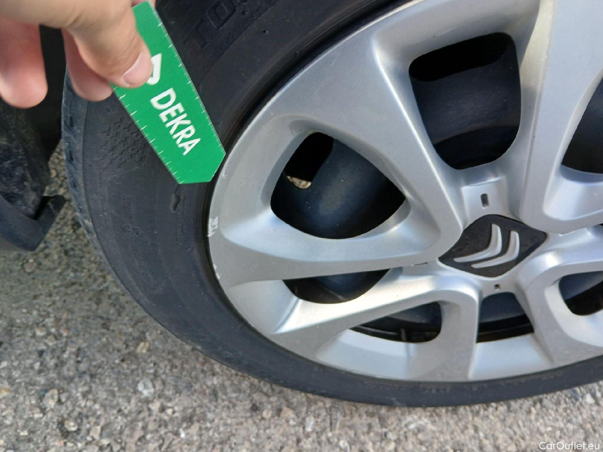  Citroen  C3 CITROEN  / 2020 / 5P / berlina con portón BlueHDi 75KW (100CV) S&S Live Pack #21