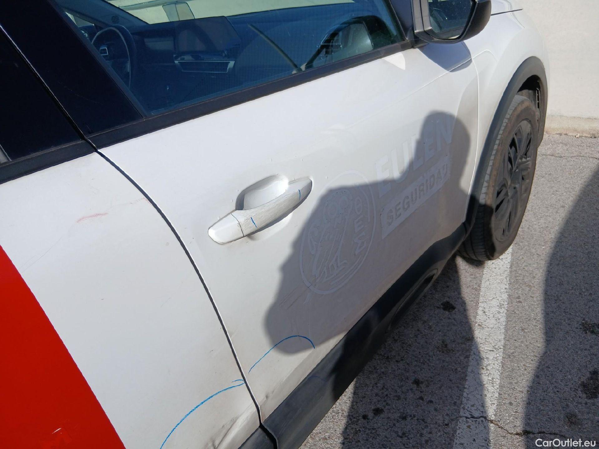  Citroen  C4 CITROEN  / 2020 / 5P / berlina con portón BlueHdi 110 S&S Feel Pack #29