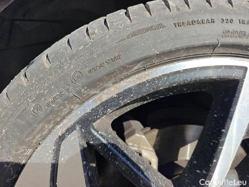  Audi  A3 AUDI  / 2016 / 5P / berlina con portón Sportback ALL-IN edion 30 TDI 85kW(SP) #9