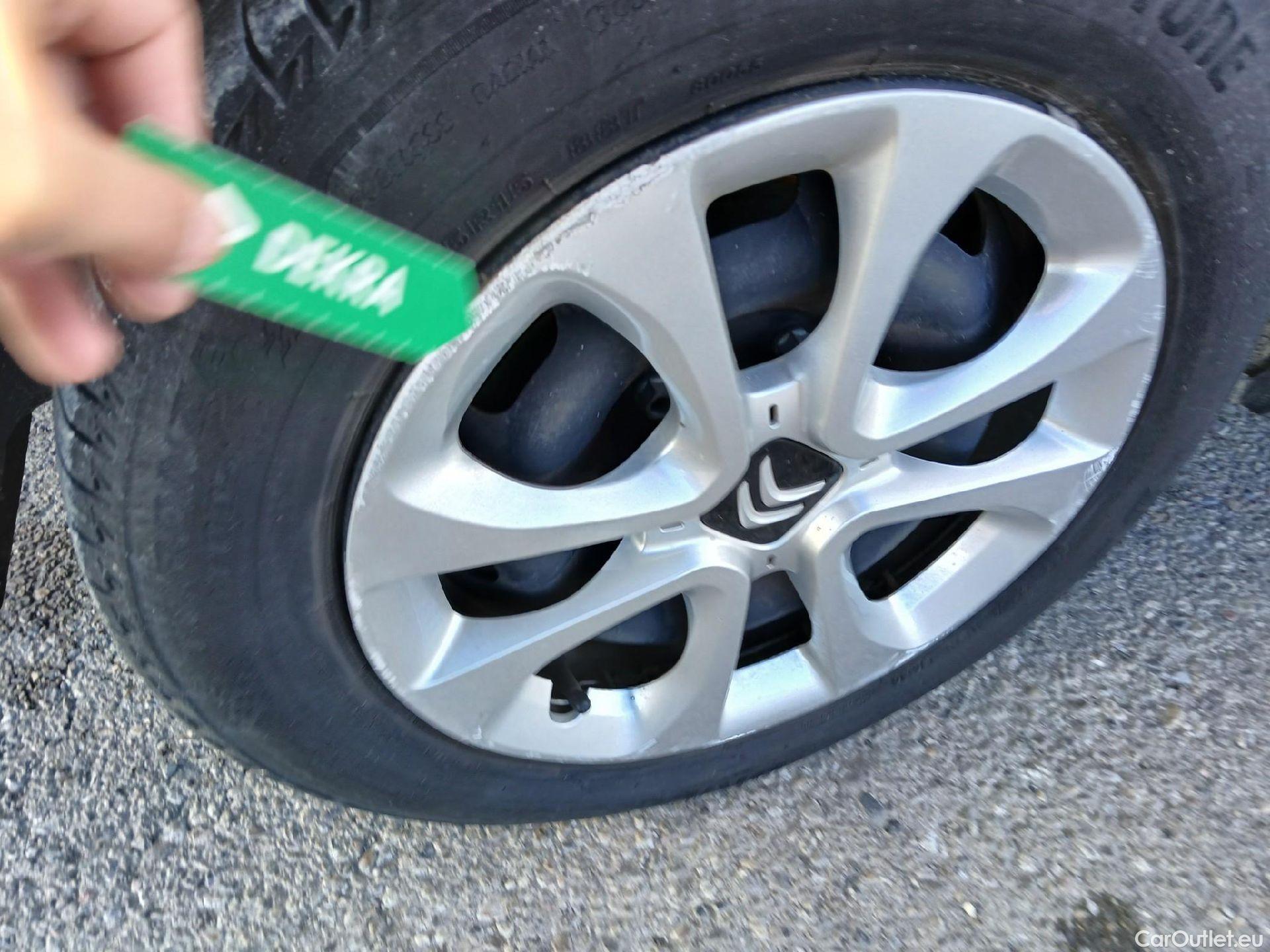  Citroen  C3 CITROEN  / 2020 / 5P / berlina con portón BlueHDi 75KW (100CV) S&S Live Pack #31