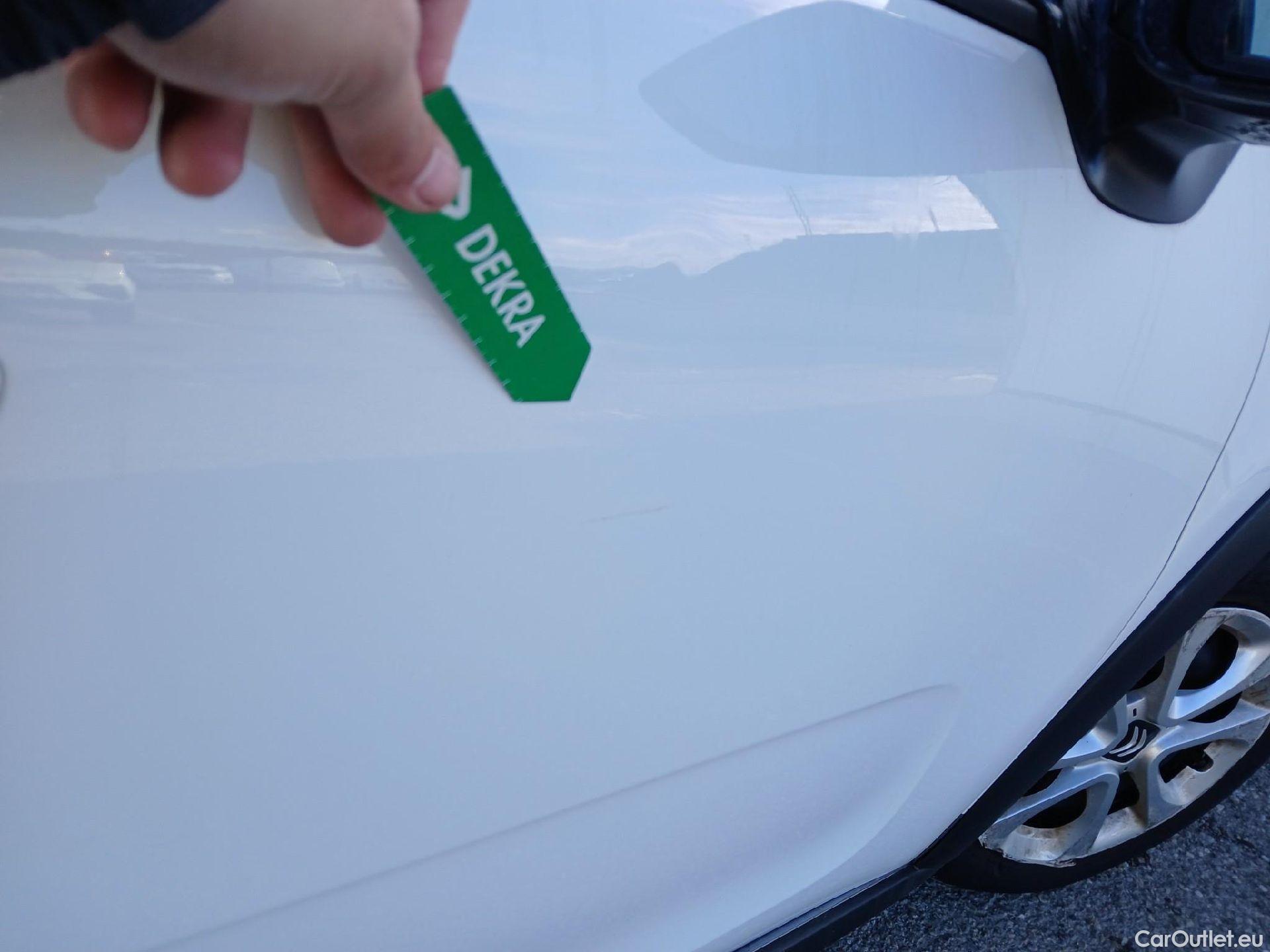  Citroen  C3 CITROEN  / 2020 / 5P / berlina con portón BlueHDi 75KW (100CV) S&S Live Pack #37