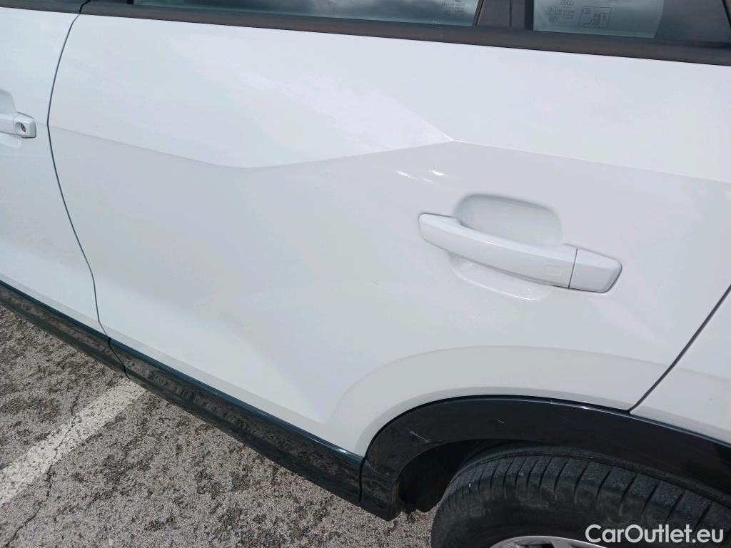  Audi  Q2 AUDI  / 2016 / 5P / todoterreno Design 30 TFSI 85kW (116CV) (AC) #29