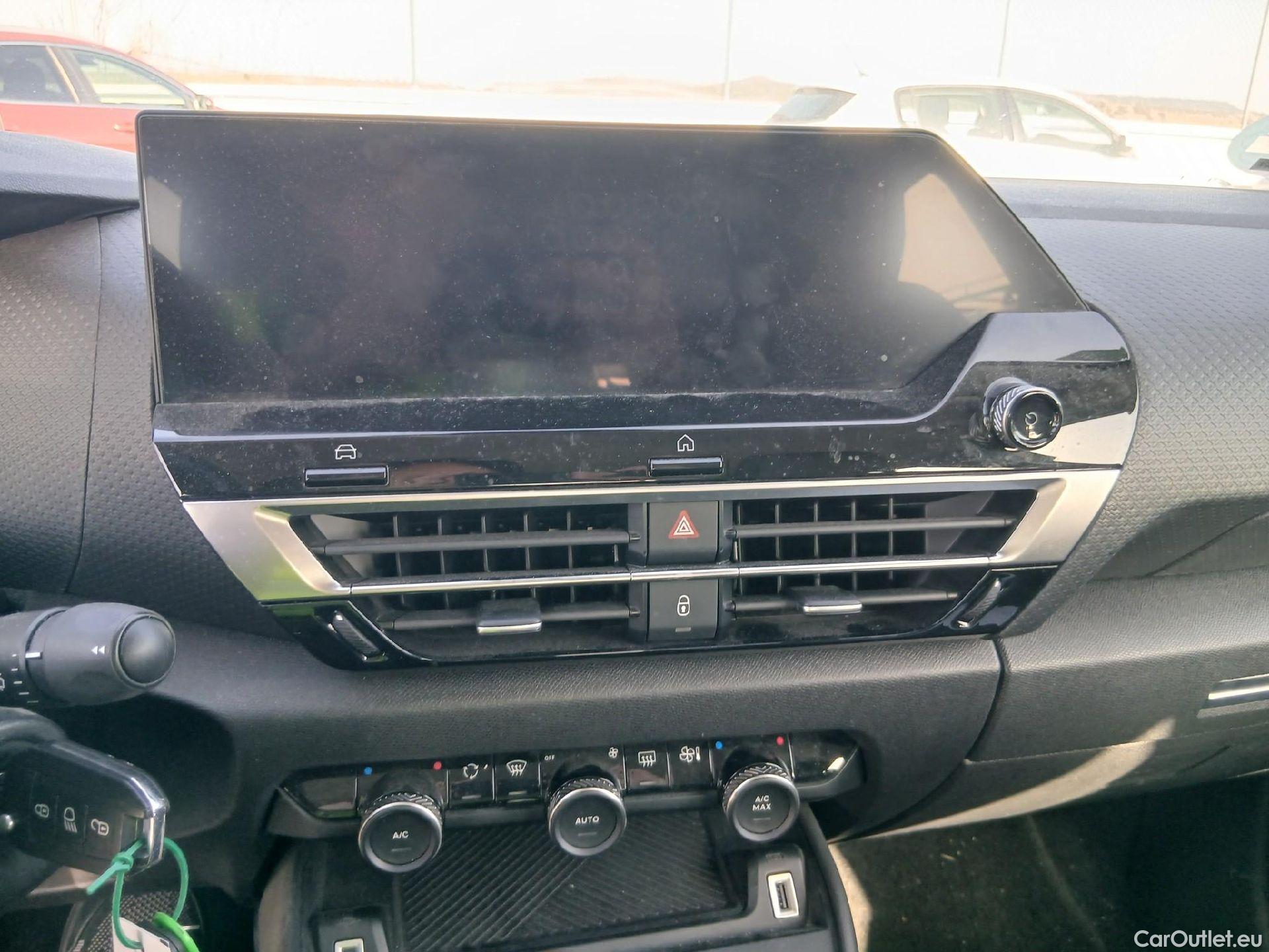  Citroen  C4 CITROEN  / 2020 / 5P / berlina con portón BlueHdi 110 S&S Feel Pack #1