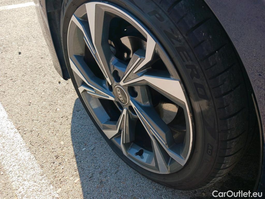  Audi  A3 AUDI  / 2020 / 5P / berlina con portón Sportback S line 35 TDI 110kW S tronic #7