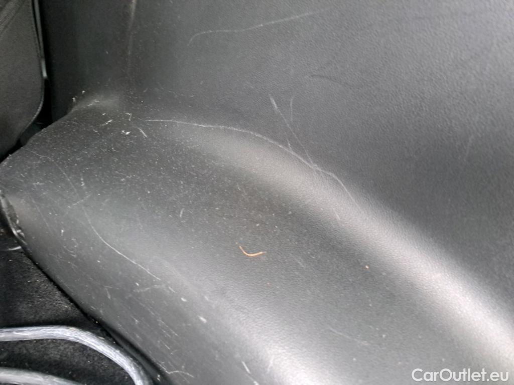  Hyundai  Tucson HYUNDAI  / 2020 / 5P / todoterreno 1.6 TGDI PHEV 195kW Tecno Sky Auto 4x4 #40