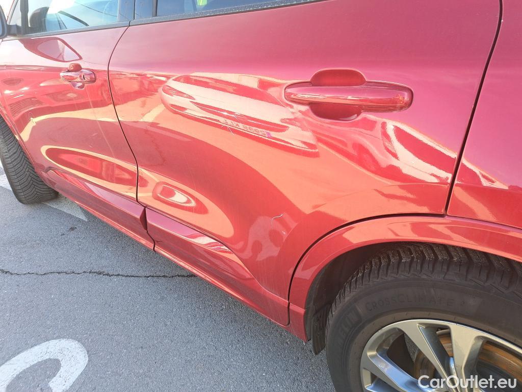  Ford  Kuga FORD  / 2019 / 5P / todoterreno ST-Line X 1.5 EcoBoost 110kW (150CV) #3