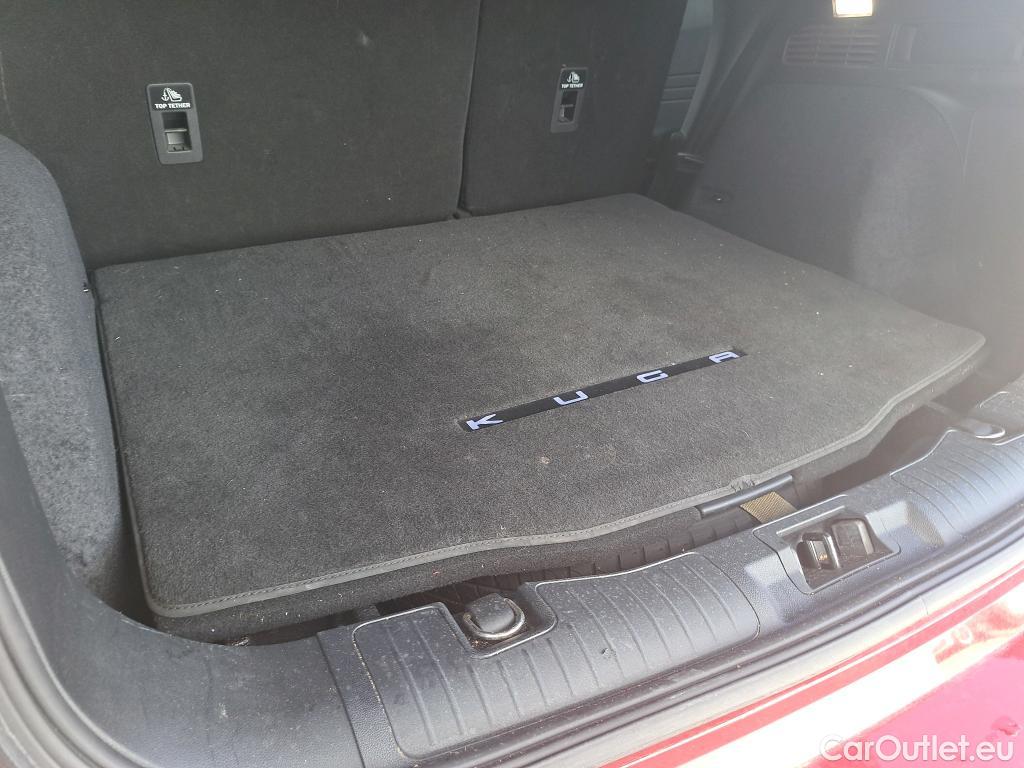  Ford  Kuga FORD  / 2019 / 5P / todoterreno ST-Line X 1.5 EcoBoost 110kW (150CV) #24