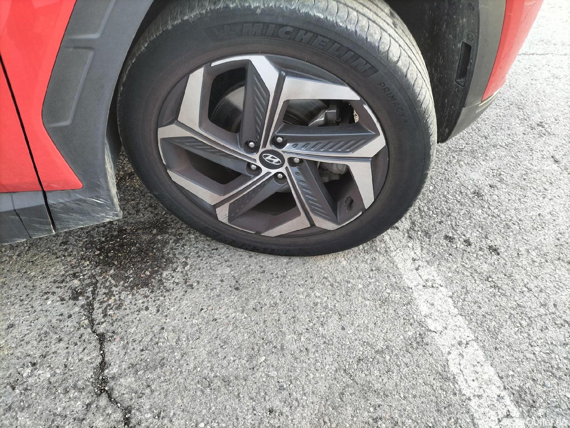  Hyundai  Tucson HYUNDAI  / 2020 / 5P / todoterreno 1.6 TGDI 169kW HEV Tecno Auto 2C #13