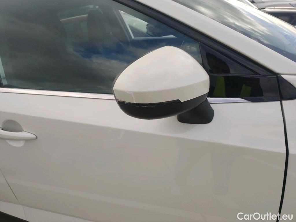  Nissan  Qashqai NISSAN  / 2021 / 5P / todoterreno DIG-T 116kW (158CV) mHEV Xtronic Acenta (AC2) #26