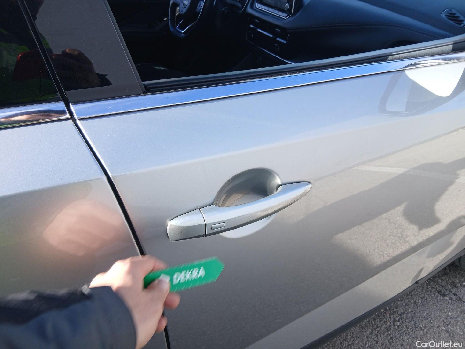  Nissan  Qashqai NISSAN  / 2021 / 5P / todoterreno DIG-T 116kW (158CV) mHEV Xtronic Acenta (AC8) #16