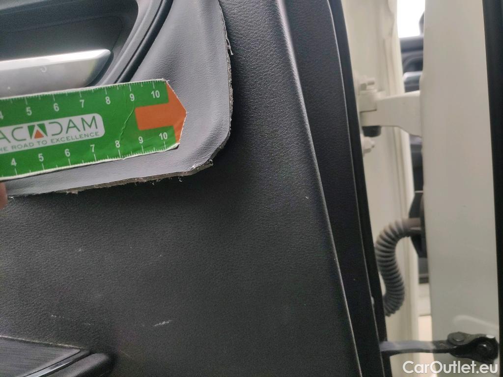  Nissan  Qashqai NISSAN  / 2021 / 5P / todoterreno DIG-T 116kW (158CV) mHEV Xtronic Acenta (AC2) #13