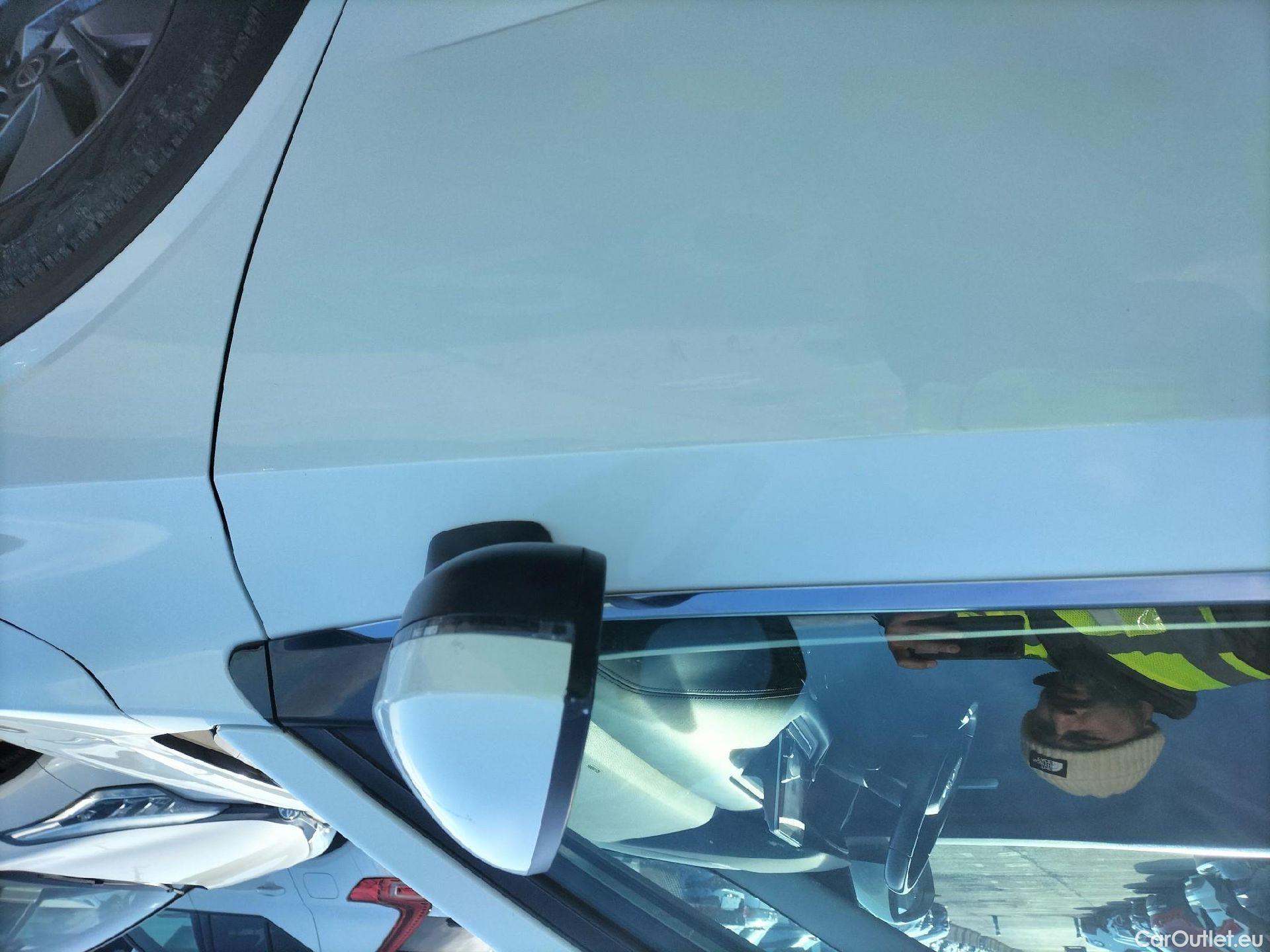  Nissan  Qashqai NISSAN  / 2021 / 5P / todoterreno DIG-T 103kW (140CV) mHEV 4x2 Acenta #63