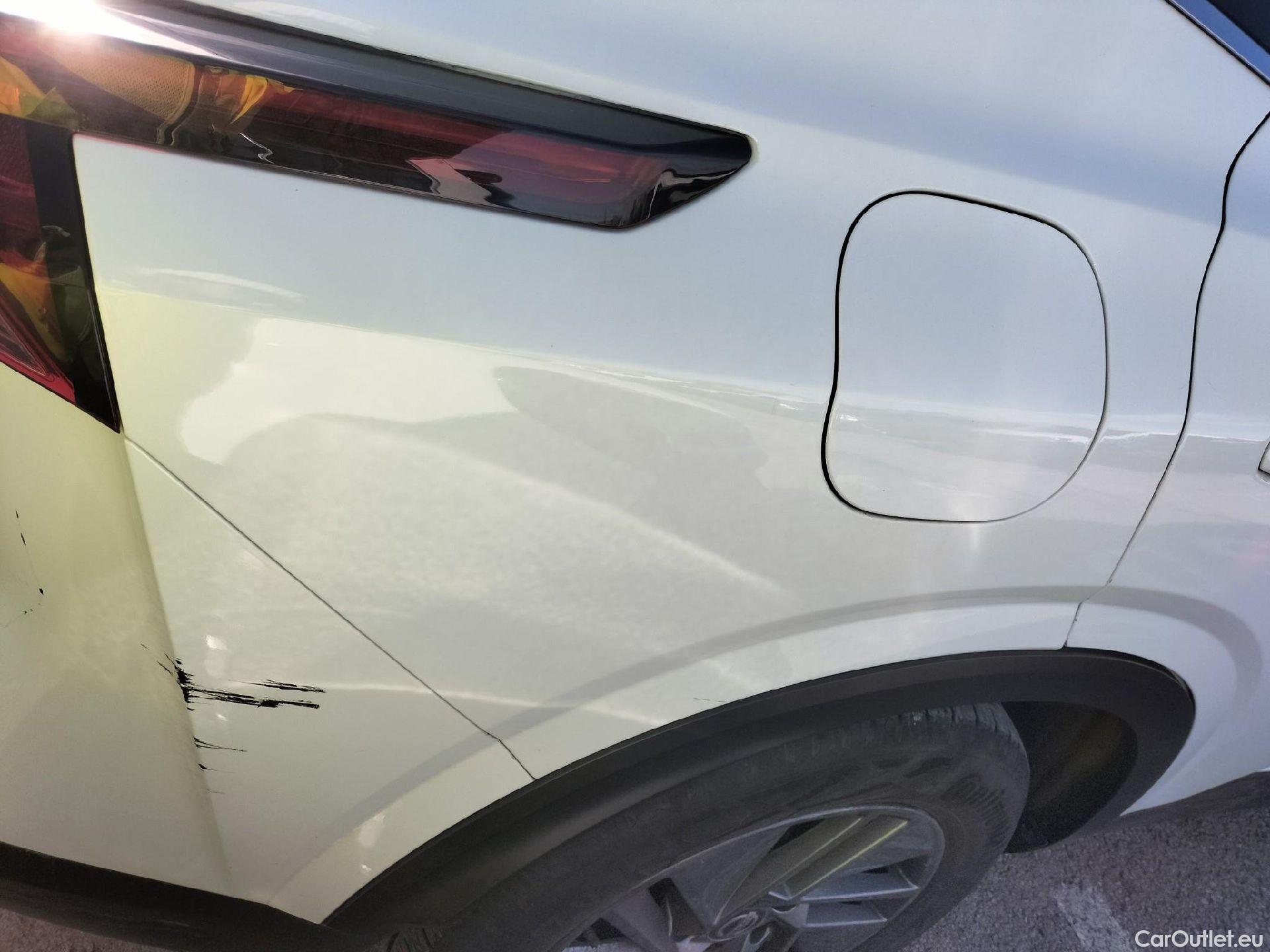  Nissan  Qashqai NISSAN  / 2021 / 5P / todoterreno DIG-T 103kW (140CV) mHEV 4x2 Acenta #48