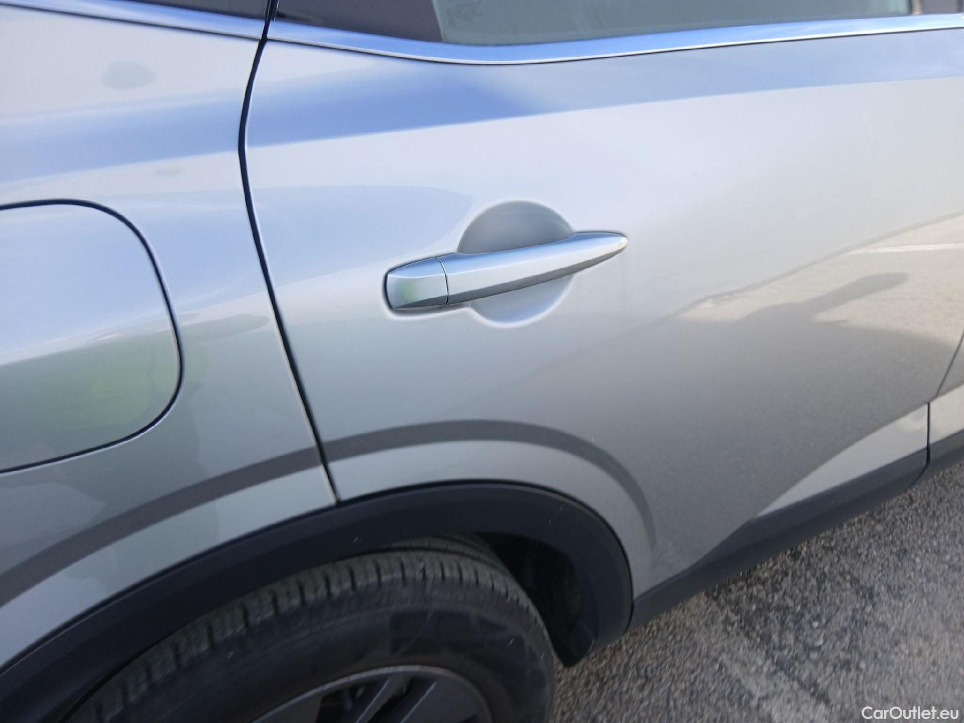  Nissan  Qashqai NISSAN  / 2021 / 5P / todoterreno DIG-T 116kW (158CV) mHEV Xtronic Acenta (AC8) #14