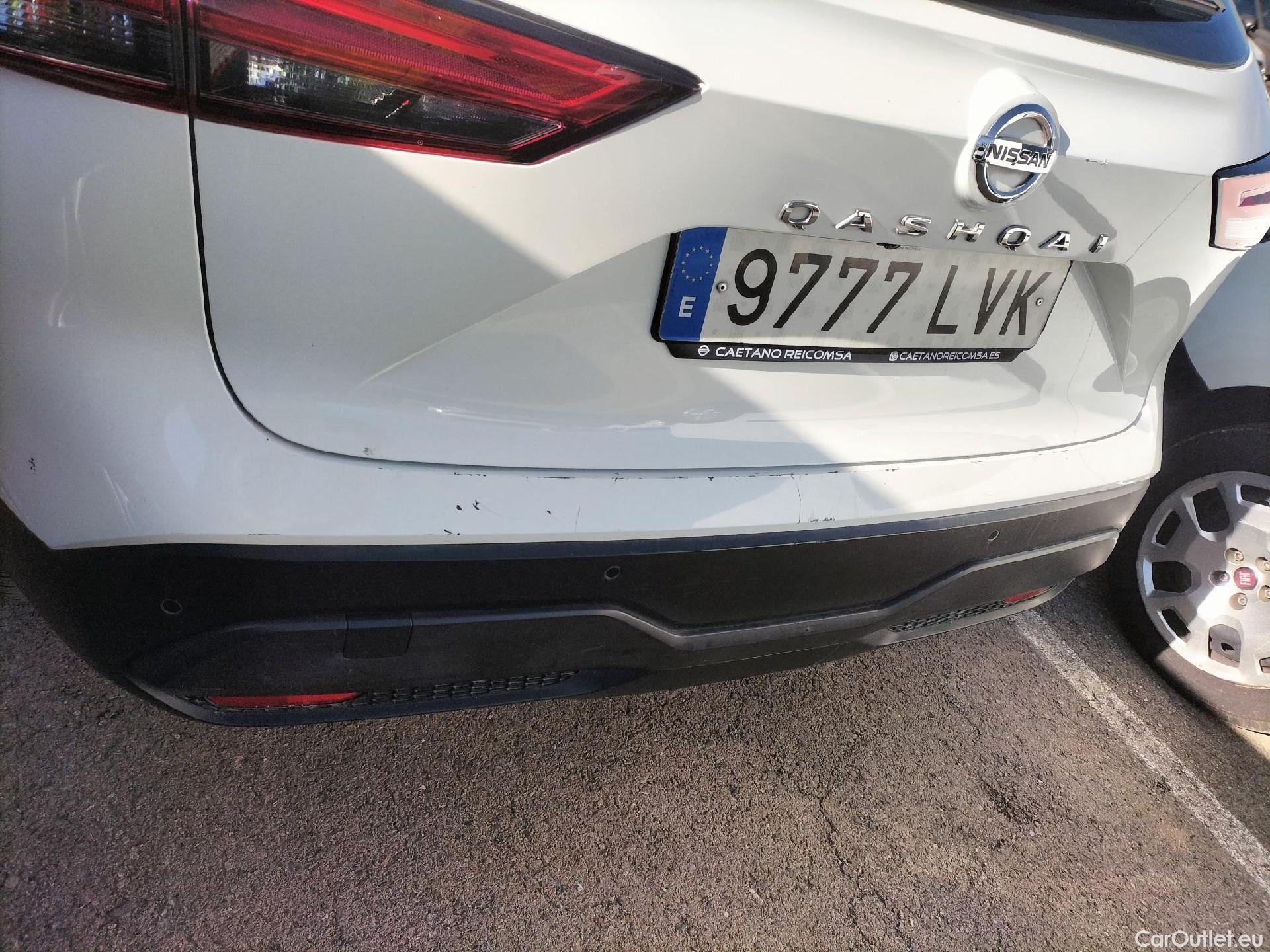  Nissan  Qashqai NISSAN  / 2021 / 5P / todoterreno DIG-T 103kW (140CV) mHEV 4x2 Acenta #38