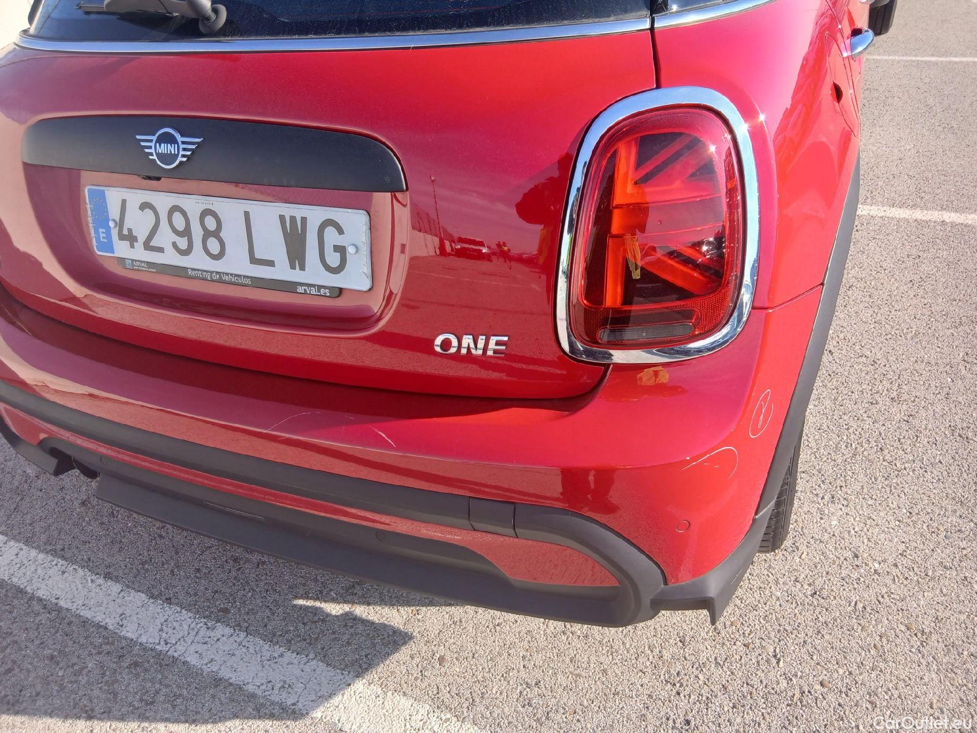  Mini  Cooper MINI MINI / 2021 / 5P / berlina con portón ONE 5 PUERTAS #11