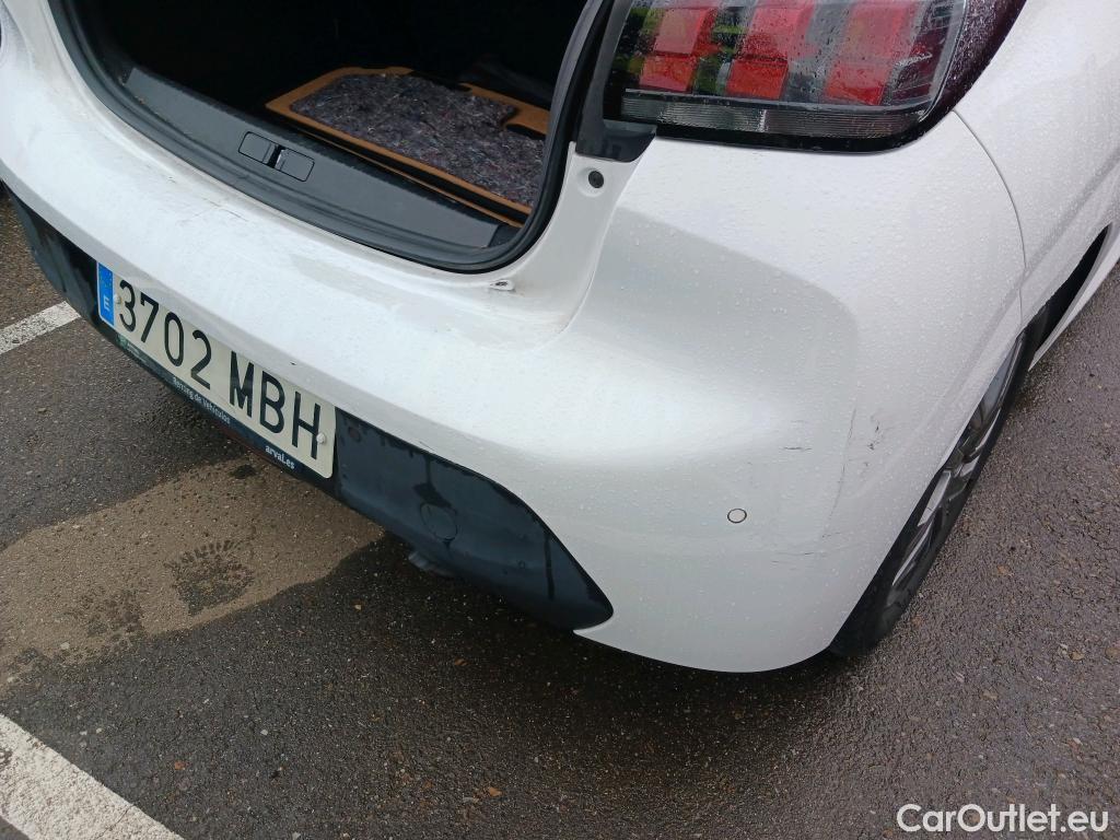  Peugeot  208 PEUGEOT  / 2019 / 5P / berlina con portón BlueHDi 73kW (100CV) Active Pack (AC2) #10