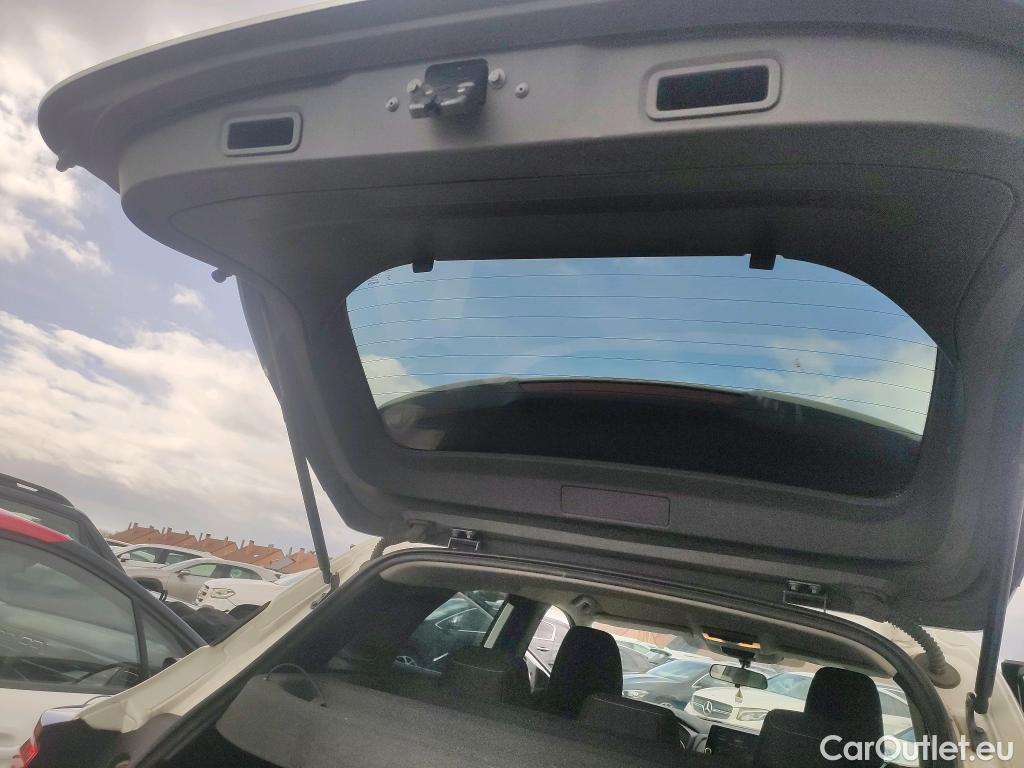  Nissan  Qashqai NISSAN  / 2021 / 5P / todoterreno DIG-T 116kW (158CV) mHEV Xtronic Acenta (AC2) #10