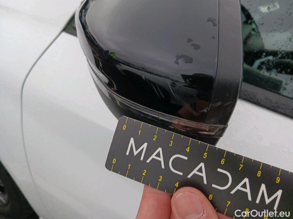  Peugeot  208 PEUGEOT  / 2019 / 5P / berlina con portón BlueHDi 73kW (100CV) Active Pack (AC2) #14