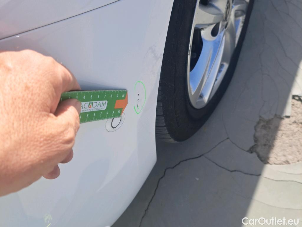  Opel  Corsa OPEL  1.2T XHL 74kW (100CV) Elegance #13